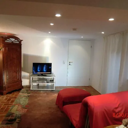 Moebliertes Mit Bestem Anschluss - Hangelar Mitte * Sankt Augustin