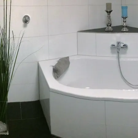 Moebliertes Mit Bestem Anschluss - Hangelar Mitte Apartman Sankt Augustin