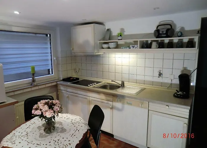 Apartamento Moebliertes Mit Bestem Anschluss - Hangelar Mitte Sankt Augustin