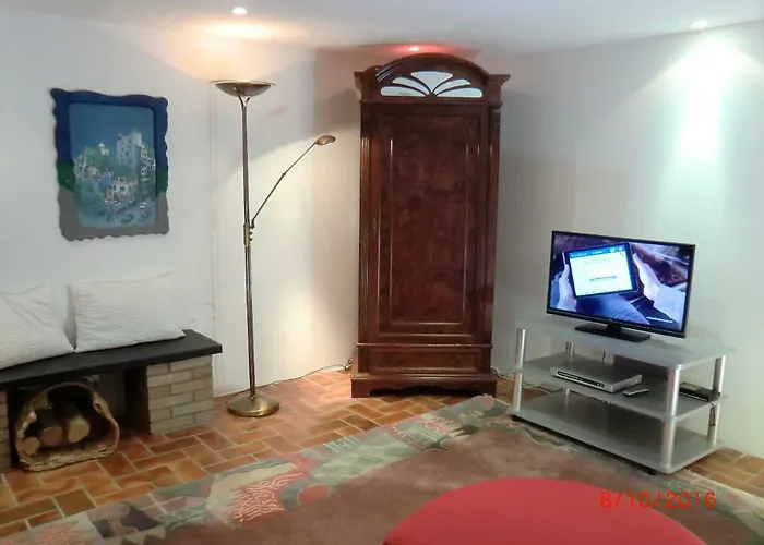 公寓 Moebliertes Mit Bestem Anschluss - Hangelar Mitte *